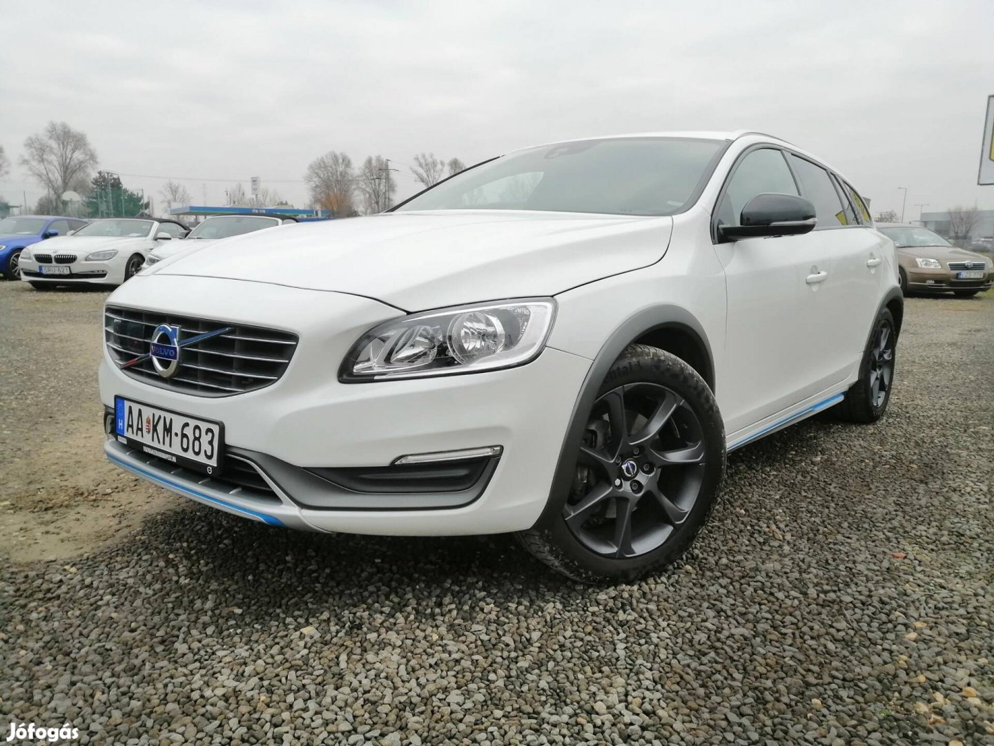 Volvo V60 Cross Country 2.0 D [D4] Momentum Gea...